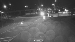 Křižovatka ulic Velká Dlážka a Polní