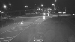 Křižovatka ulic Velká Dlážka a Polní