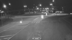 Křižovatka ulic Velká Dlážka a Polní