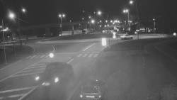 Křižovatka ulic Velká Dlážka a Polní