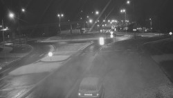 Křižovatka ulic Velká Dlážka a Polní