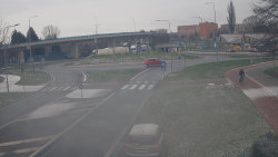 Křižovatka ulic Velká Dlážka a Polní