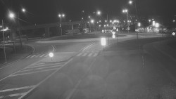 Křižovatka ulic Velká Dlážka a Polní