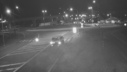 Křižovatka ulic Velká Dlážka a Polní