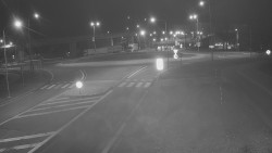 Křižovatka ulic Velká Dlážka a Polní