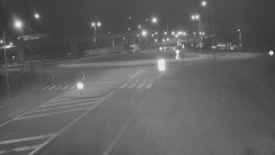 Křižovatka ulic Velká Dlážka a Polní