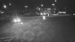 Křižovatka ulic Velká Dlážka a Polní