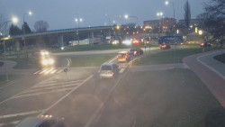 Křižovatka ulic Velká Dlážka a Polní