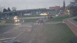 Křižovatka ulic Velká Dlážka a Polní