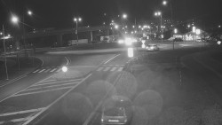 Křižovatka ulic Velká Dlážka a Polní