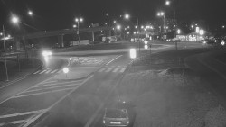 Křižovatka ulic Velká Dlážka a Polní