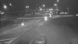 Křižovatka ulic Velká Dlážka a Polní