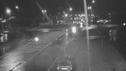 Křižovatka ulic Velká Dlážka a Polní