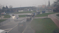 Křižovatka ulic Velká Dlážka a Polní