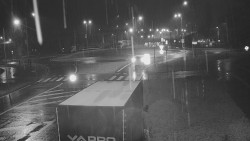 Křižovatka ulic Velká Dlážka a Polní