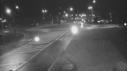 Křižovatka ulic Velká Dlážka a Polní