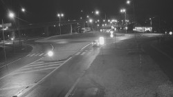 Křižovatka ulic Velká Dlážka a Polní