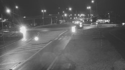 Křižovatka ulic Velká Dlážka a Polní