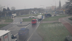 Křižovatka ulic Velká Dlážka a Polní