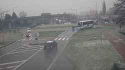 Křižovatka ulic Velká Dlážka a Polní