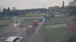 Křižovatka ulic Velká Dlážka a Polní