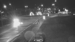 Křižovatka ulic Velká Dlážka a Polní