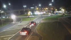 Křižovatka ulic Velká Dlážka a Polní