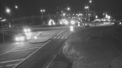 Křižovatka ulic Velká Dlážka a Polní