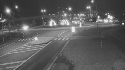 Křižovatka ulic Velká Dlážka a Polní