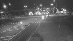 Křižovatka ulic Velká Dlážka a Polní