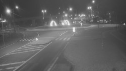 Křižovatka ulic Velká Dlážka a Polní