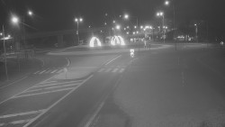 Křižovatka ulic Velká Dlážka a Polní