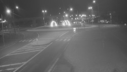 Křižovatka ulic Velká Dlážka a Polní