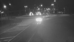 Křižovatka ulic Velká Dlážka a Polní