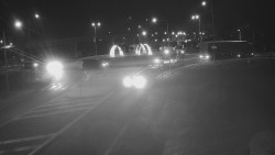 Křižovatka ulic Velká Dlážka a Polní