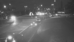 Křižovatka ulic Velká Dlážka a Polní