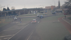 Křižovatka ulic Velká Dlážka a Polní