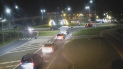 Křižovatka ulic Velká Dlážka a Polní