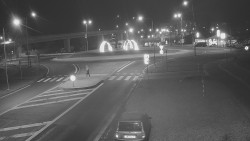 Křižovatka ulic Velká Dlážka a Polní