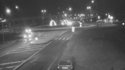 Křižovatka ulic Velká Dlážka a Polní