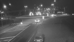 Křižovatka ulic Velká Dlážka a Polní