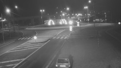 Křižovatka ulic Velká Dlážka a Polní