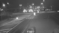 Křižovatka ulic Velká Dlážka a Polní