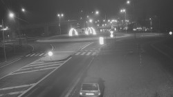 Křižovatka ulic Velká Dlážka a Polní