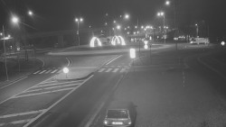 Křižovatka ulic Velká Dlážka a Polní