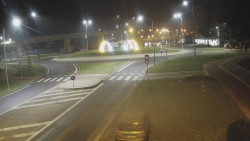 Křižovatka ulic Velká Dlážka a Polní