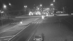 Křižovatka ulic Velká Dlážka a Polní