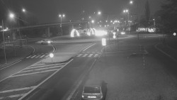 Křižovatka ulic Velká Dlážka a Polní