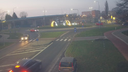 Křižovatka ulic Velká Dlážka a Polní