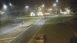 Křižovatka ulic Velká Dlážka a Polní